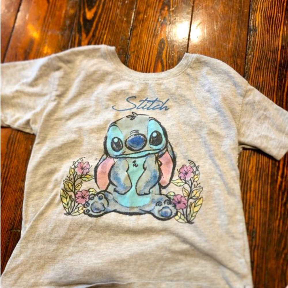 Disney shirt size 6X